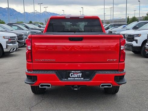 Used 2023 Chevrolet Silverado 1500 RST w/ Z71 Off-Road Package AWD/4WD image 4