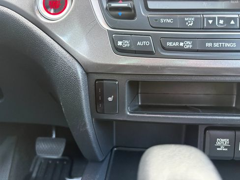 Used 2020 Honda Pilot EX-L image 16