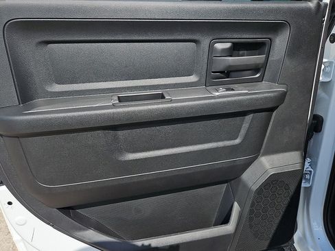 New 2025 RAM 2500 Tradesman AWD/4WD image 17