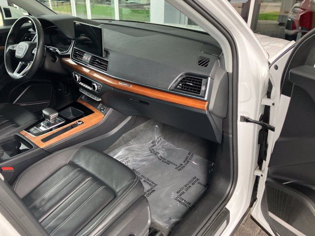 Used 2023 Audi Q5 2.0T Premium Plus AWD/4WD image 10