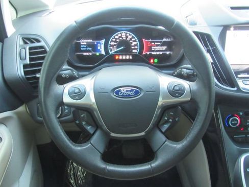 Used 2017 Ford C-MAX Titanium w/ Equipment Group 301A image 35