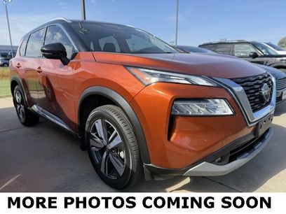 Used 2021 Nissan Rogue SL w/ Premium Package