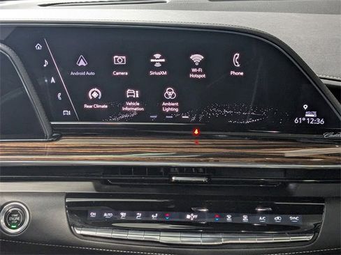 Used 2021 Cadillac Escalade Premium Luxury image 9