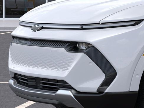 New 2025 Chevrolet Equinox EV LT w/ LPO, Blackout Package image 14