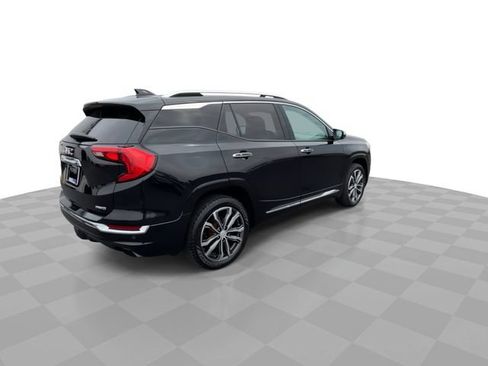 Used 2018 GMC Terrain Denali w/ Advanced Safety Package AWD/4WD image 8