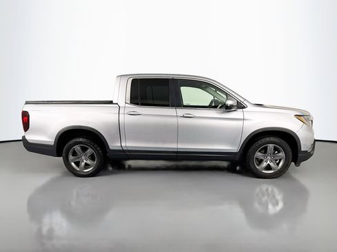 Certified 2023 Honda Ridgeline RTL image 4