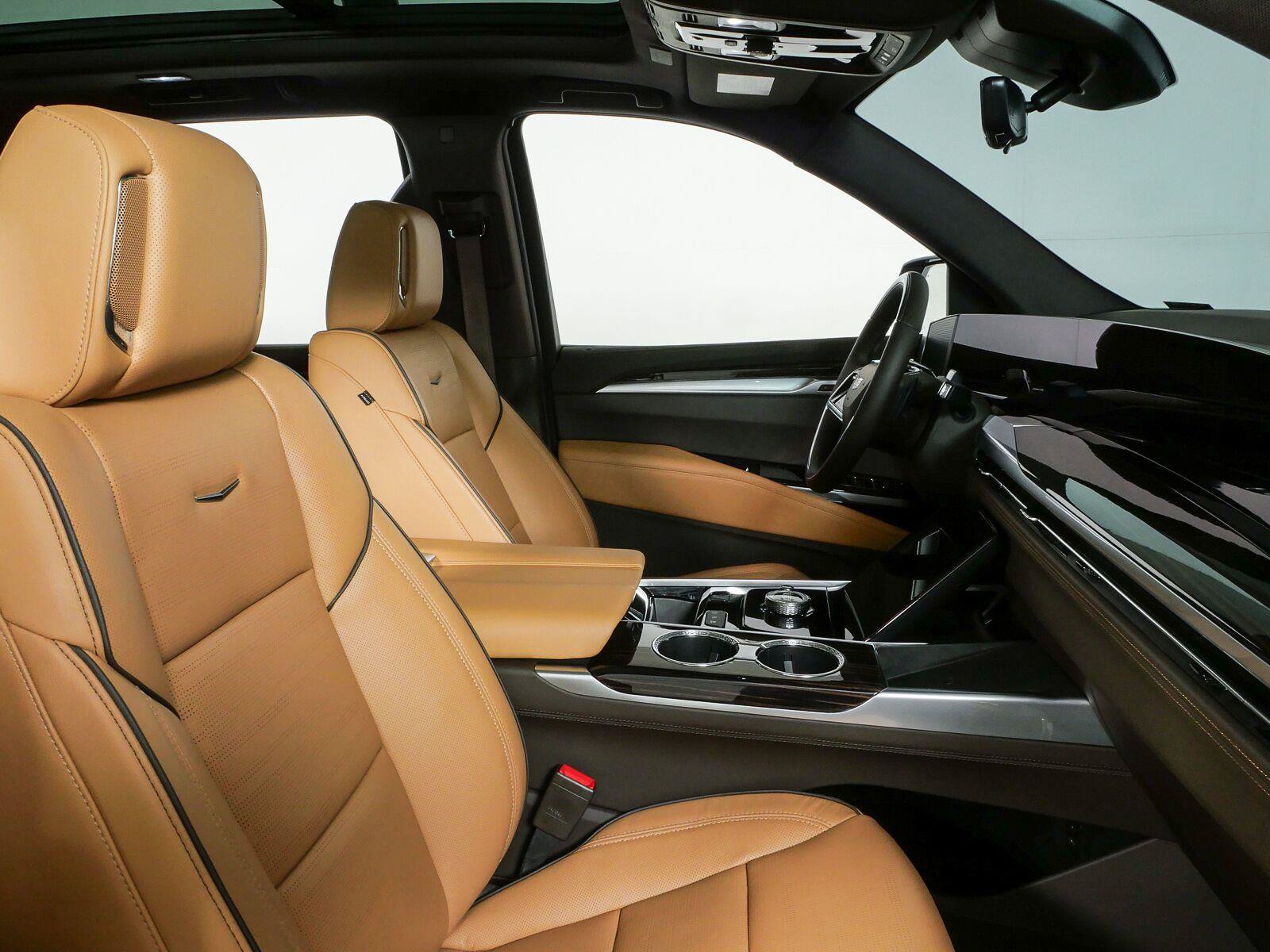 Used 2025 Cadillac Escalade Premium Luxury w/ LPO, Radiant Package RWD image 24