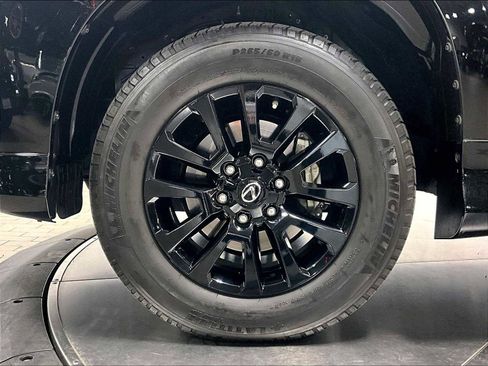 Used 2023 Lexus GX 460 w/ Black Line Special Edition image 14