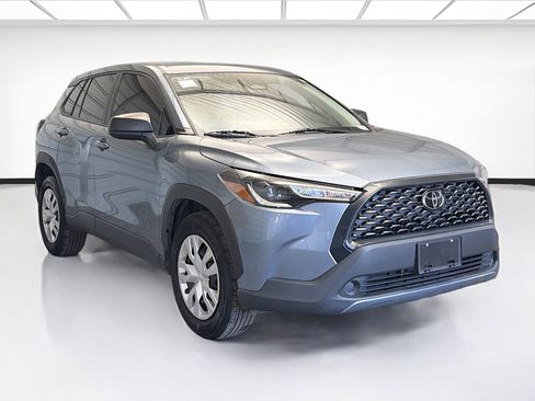 Used 2024 Toyota Corolla Cross L image 3