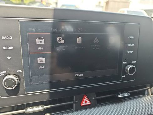 Used 2024 Kia Sportage LX FWD image 23