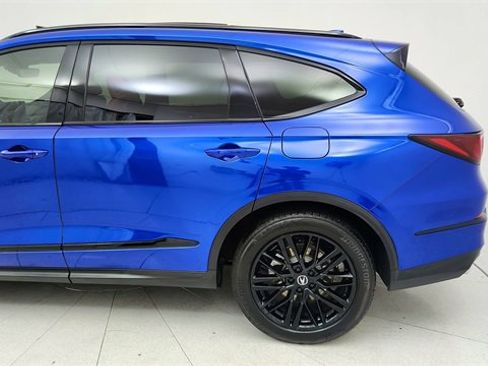 Used 2025 Acura MDX A-Spec image 10