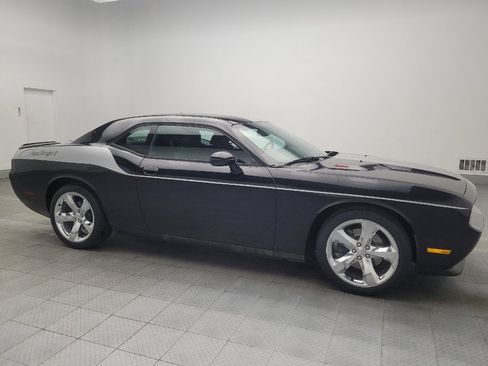 Used 2013 Dodge Challenger R/T w/ Sound Group II image 11