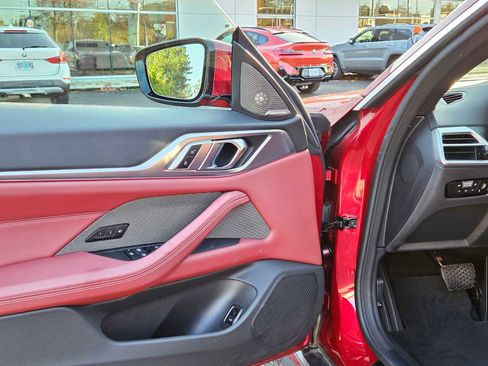 Used 2025 BMW i4 xDrive40i w/ Premium Package image 22