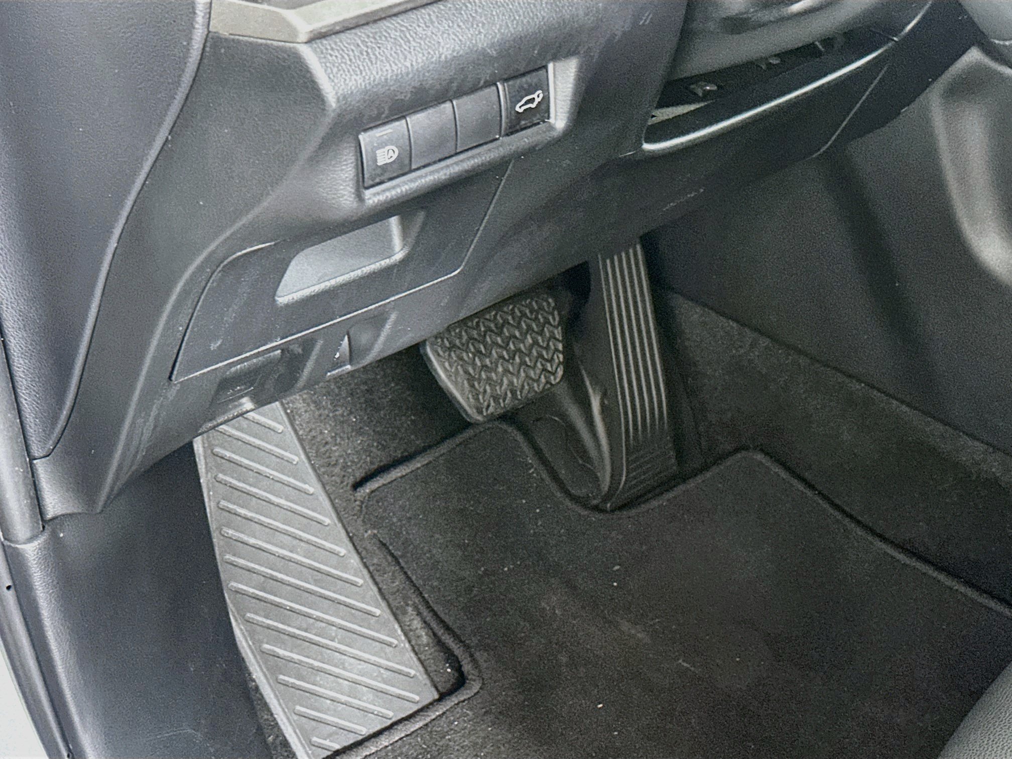 Used 2024 Toyota Grand Highlander FWD image 17
