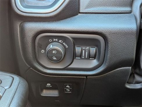 Certified 2025 RAM 1500 Big Horn image 23
