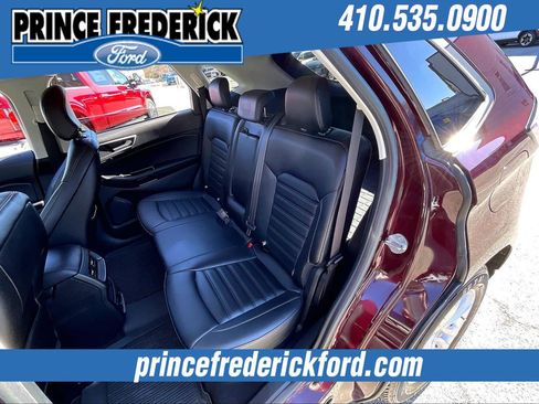 Used 2019 Ford Edge SEL w/ Equipment Group 201A image 25