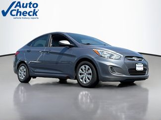 Used 2017 Hyundai Accent SE FWD video 1