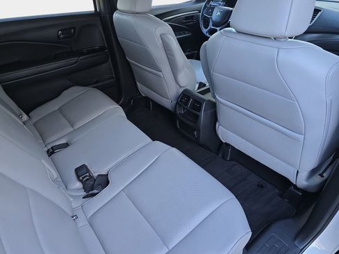 Certified 2023 Honda Passport EX-L image 12