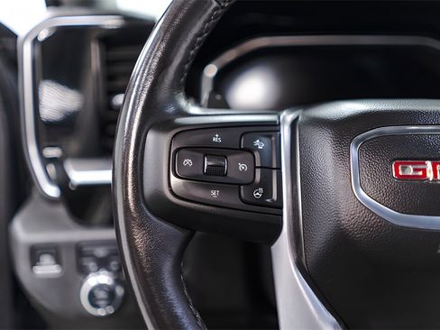 Used 2023 GMC Sierra 1500 Elevation w/ Preferred Package image 11