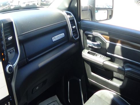 Certified 2024 RAM 2500 Laramie AWD/4WD image 34