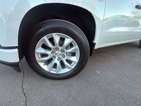 Used 2022 Chevrolet Silverado 1500 Custom w/ Safety Confidence Package image 19