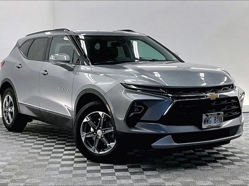 Used 2024 Chevrolet Blazer LT FWD image 11
