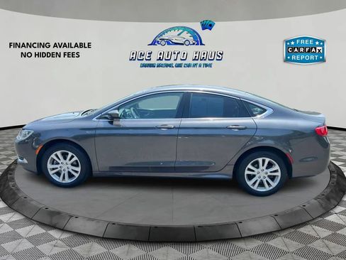 Used 2015 Chrysler 200 Limited image 4