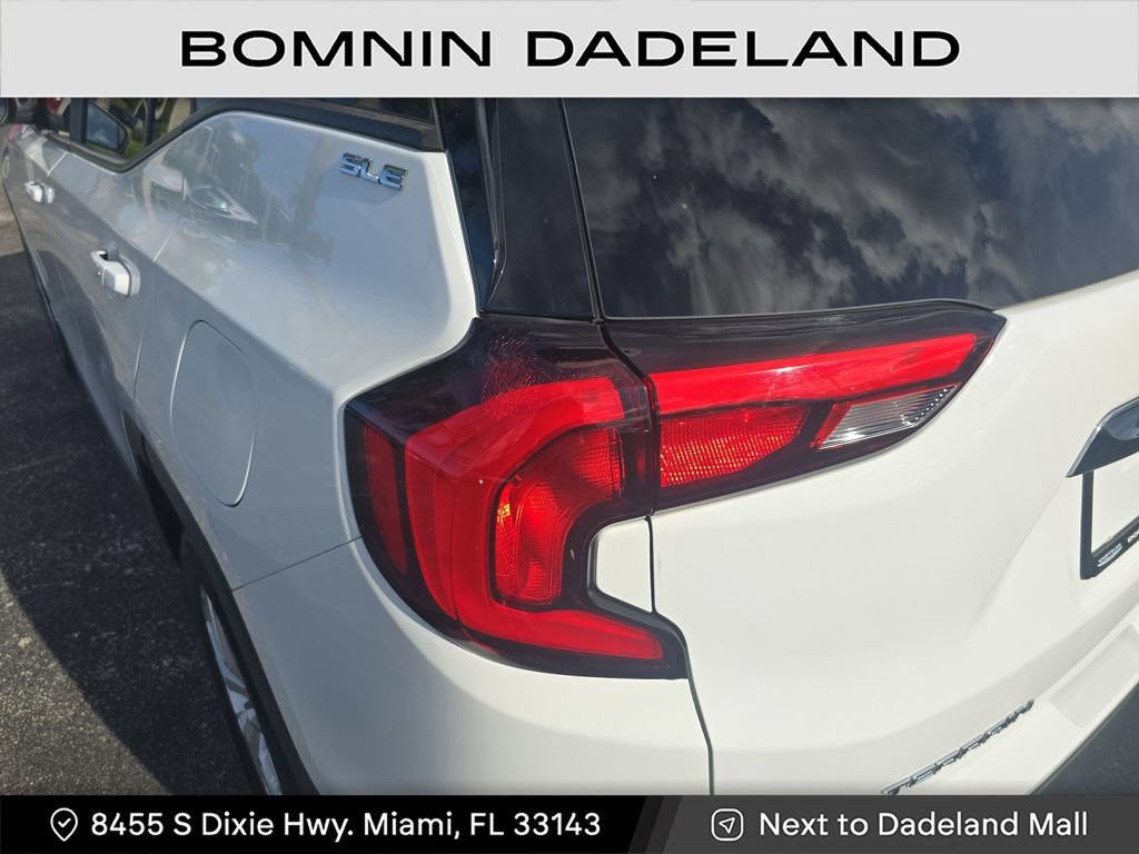 Used 2021 GMC Terrain SLE FWD image 5
