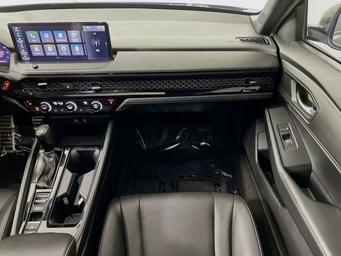 Used 2024 Honda Accord Sport image 23