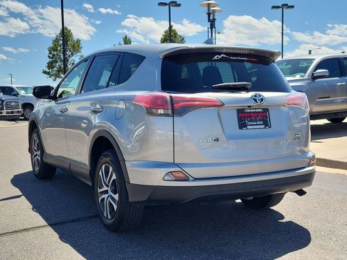 Used 2018 Toyota RAV4 LE w/ All Weather Liner Package AWD/4WD image 6