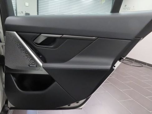 Used 2026 BMW 530i RWD image 11