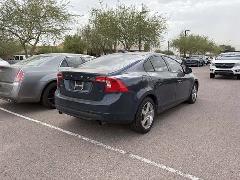 Used 2012 Volvo S60 T5 FWD image 4