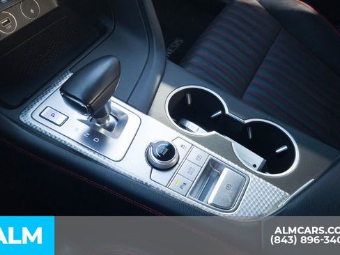 Used 2023 Genesis G70 2.0T w/ Sport Prestige Package image 31