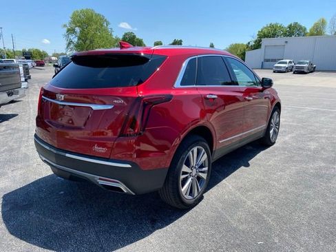 Used 2025 Cadillac XT5 Premium Luxury w/ Technology Package AWD/4WD image 5