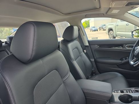 Used 2022 Honda Civic Touring image 11