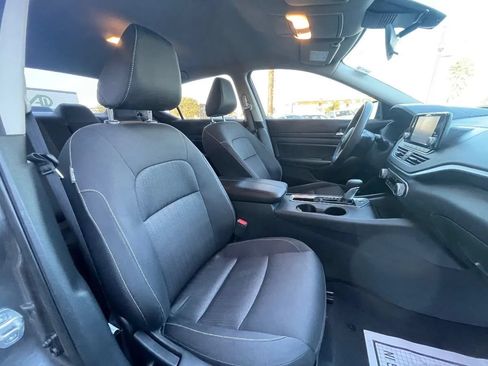Used 2022 Nissan Altima 2.5 S FWD image 13