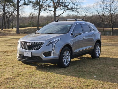 New 2026 Cadillac XT5 Luxury w/ LPO, Floor Liner Package image 2