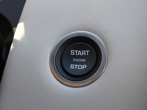 Certified 2025 Land Rover Discovery Sport S image 30