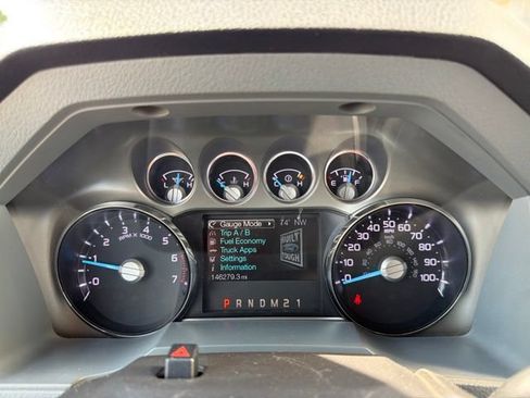 Used 2011 Ford F350 XLT w/ XLT Premium Pkg AWD/4WD image 16