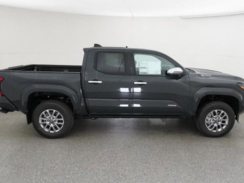 New 2026 Toyota Tacoma Limited AWD/4WD image 7
