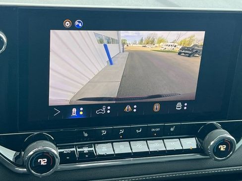 New 2026 Chevrolet Colorado LT w/ LT Convenience Package AWD/4WD image 16