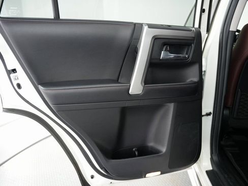 Used 2018 Toyota 4Runner Limited image 39