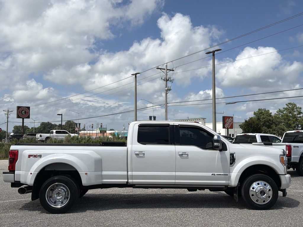 Used 2018 Ford F450 Platinum w/ Platinum Ultimate Package AWD/4WD image 3
