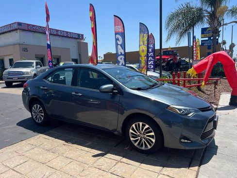 Used 2018 Toyota Corolla XLE w/ Protection Package FWD image 8