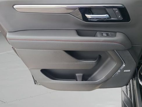 New 2026 Chevrolet Suburban RST w/ Comfort Package RWD image 22