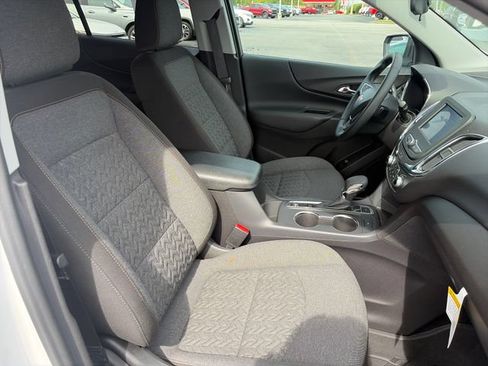 Used 2024 Chevrolet Equinox LT w/ LPO, Floor Liner Package AWD/4WD image 12