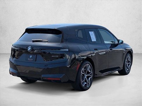 Used 2024 BMW iX xDrive50 w/ Premium Package AWD/4WD image 5