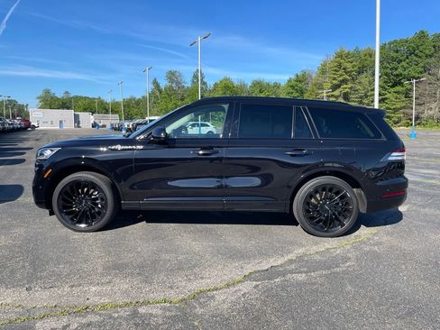Used 2023 Lincoln Aviator Reserve w/ Jet Package AWD/4WD image 3