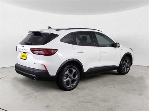 Used 2025 Ford Escape ST-Line Select image 5