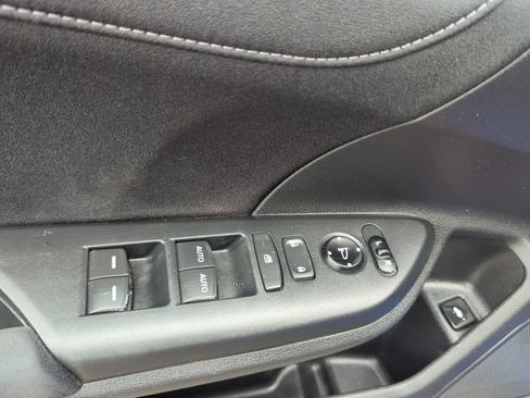 Used 2019 Honda Insight LX image 29